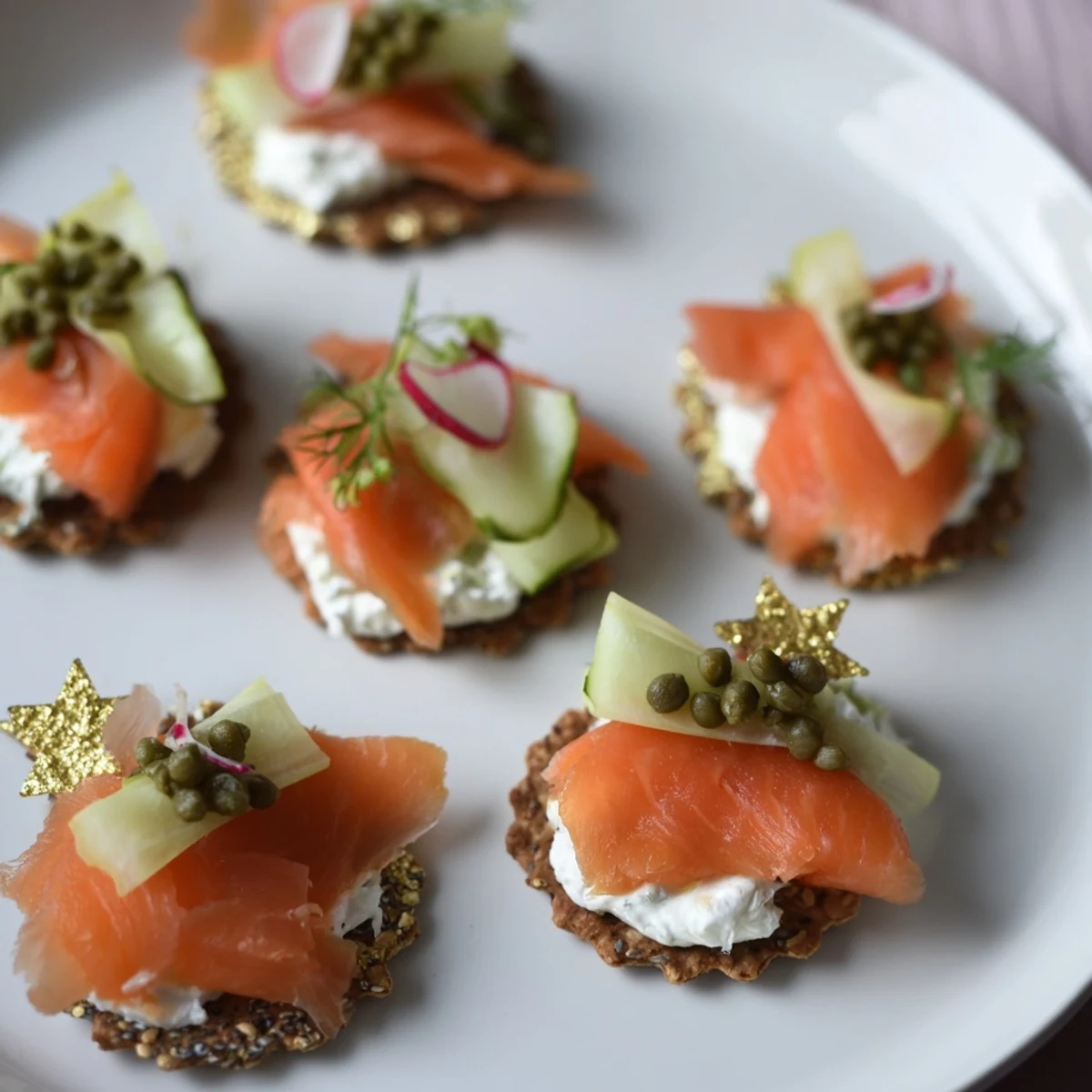 Golden, flaky Étoiles Filantes Assiette de Fin dAnnée: a delightful French appetizer platter.