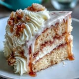 Tarta terciopelo rosé con oro