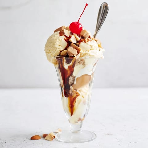 Rebel Float Turrón Sundae