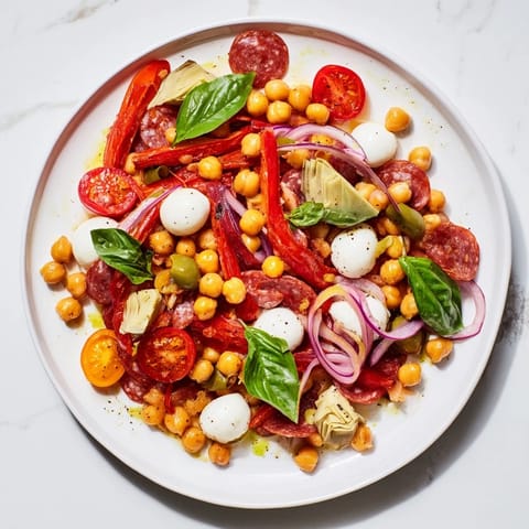 Antipasto ensalada garbanzos mozzarella